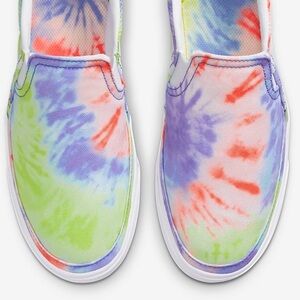 New! NIKE Tie Dye Sneakers Size 7.5